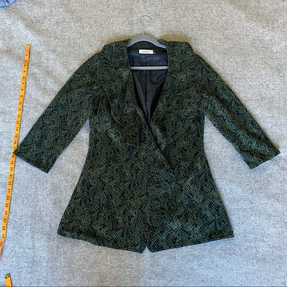 CALVIN KLEIN Patterned Blazer (size 8) - Picture 2 of 5